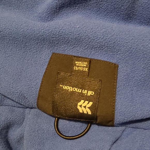 Snow Jacket - Picture 2 of 4